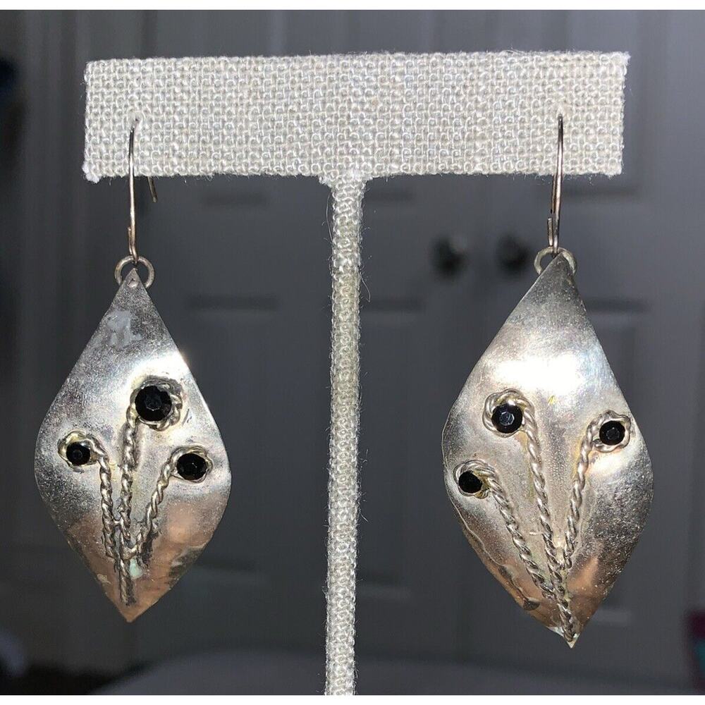 Silver Hammered Handmade Drop Earrings OOAK Leaf Shaped Faceted Stones Black